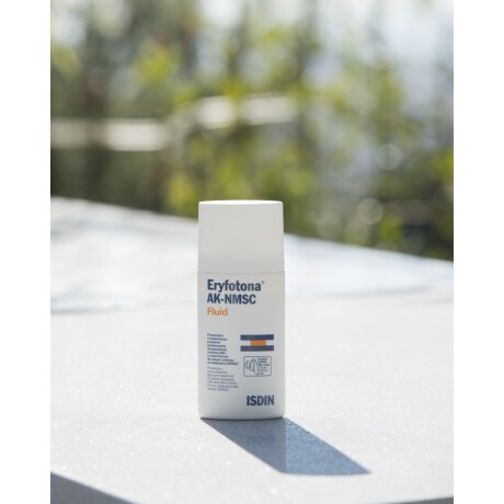 Protector Solar Eryfotona Ak-nmsc fluido SPF 99 Protector Solar Eryfotona Ak-nmsc fluido SPF 99