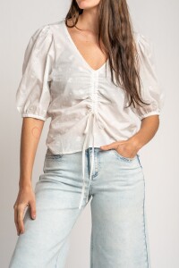 Blusa Bordada Frunces Nacar