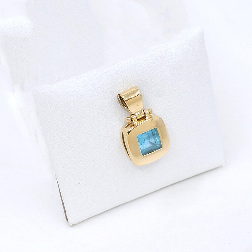 Colgante En Oro 18K Y Topacio Colgante En Oro 18K Y Topacio