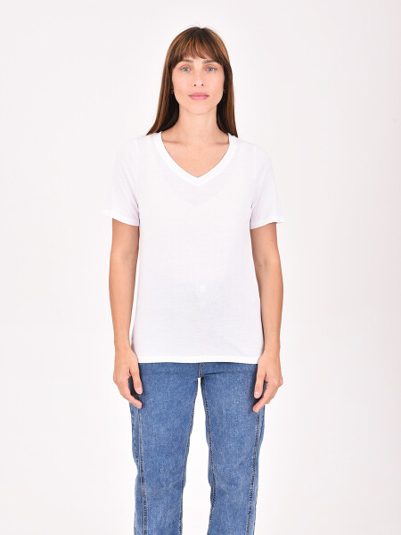REMERA BASICA NUVIO BLANCO