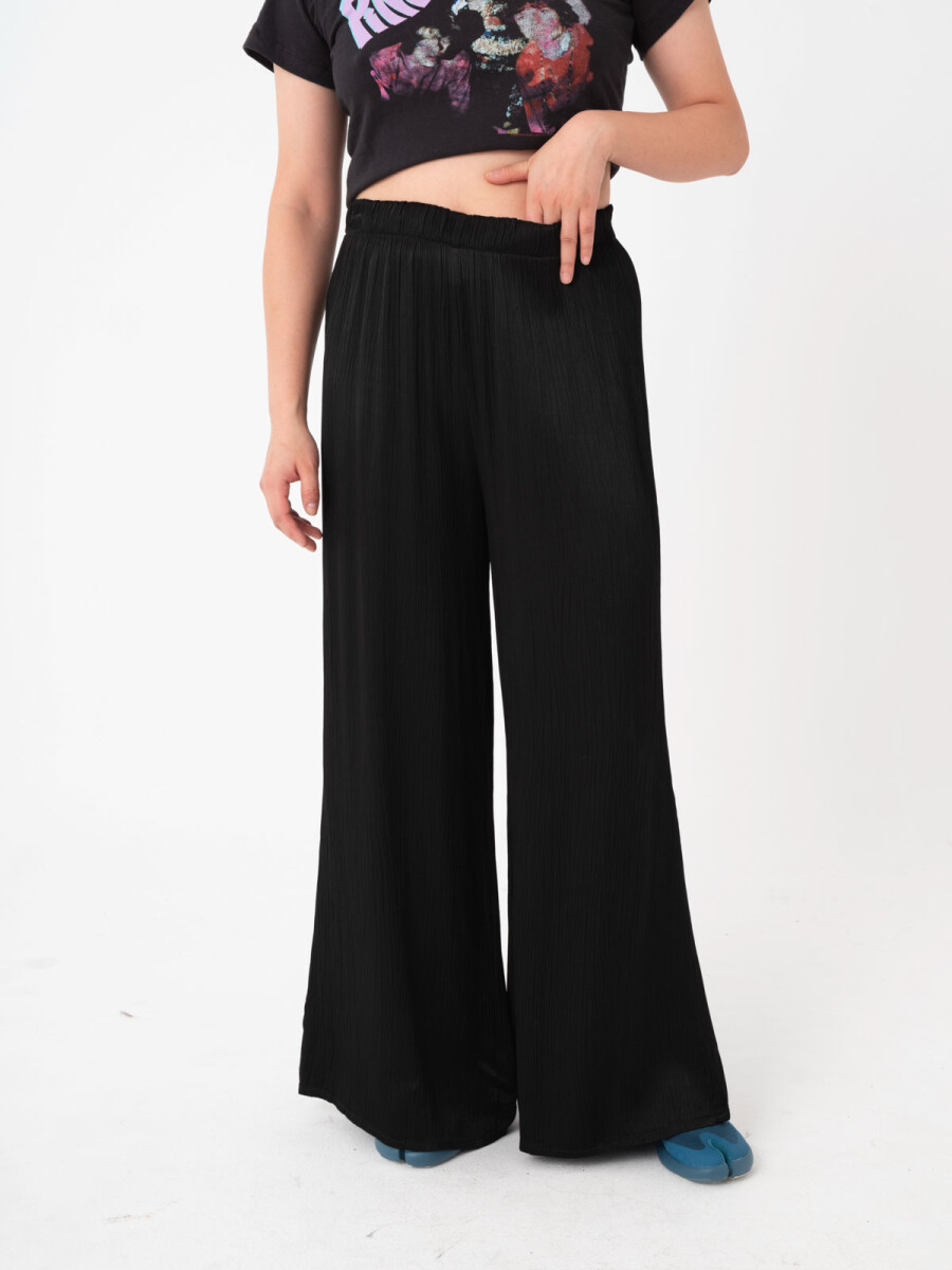 PANTALÓN DE TEJIDO ARRUGADO 