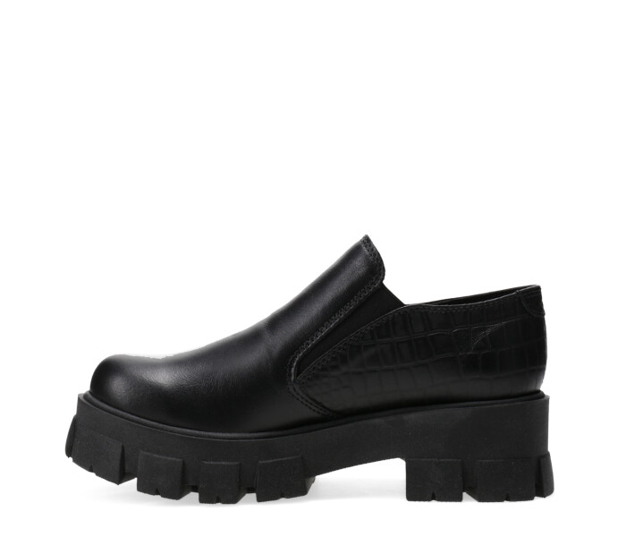 Zapato de cuero con plataforma Negro