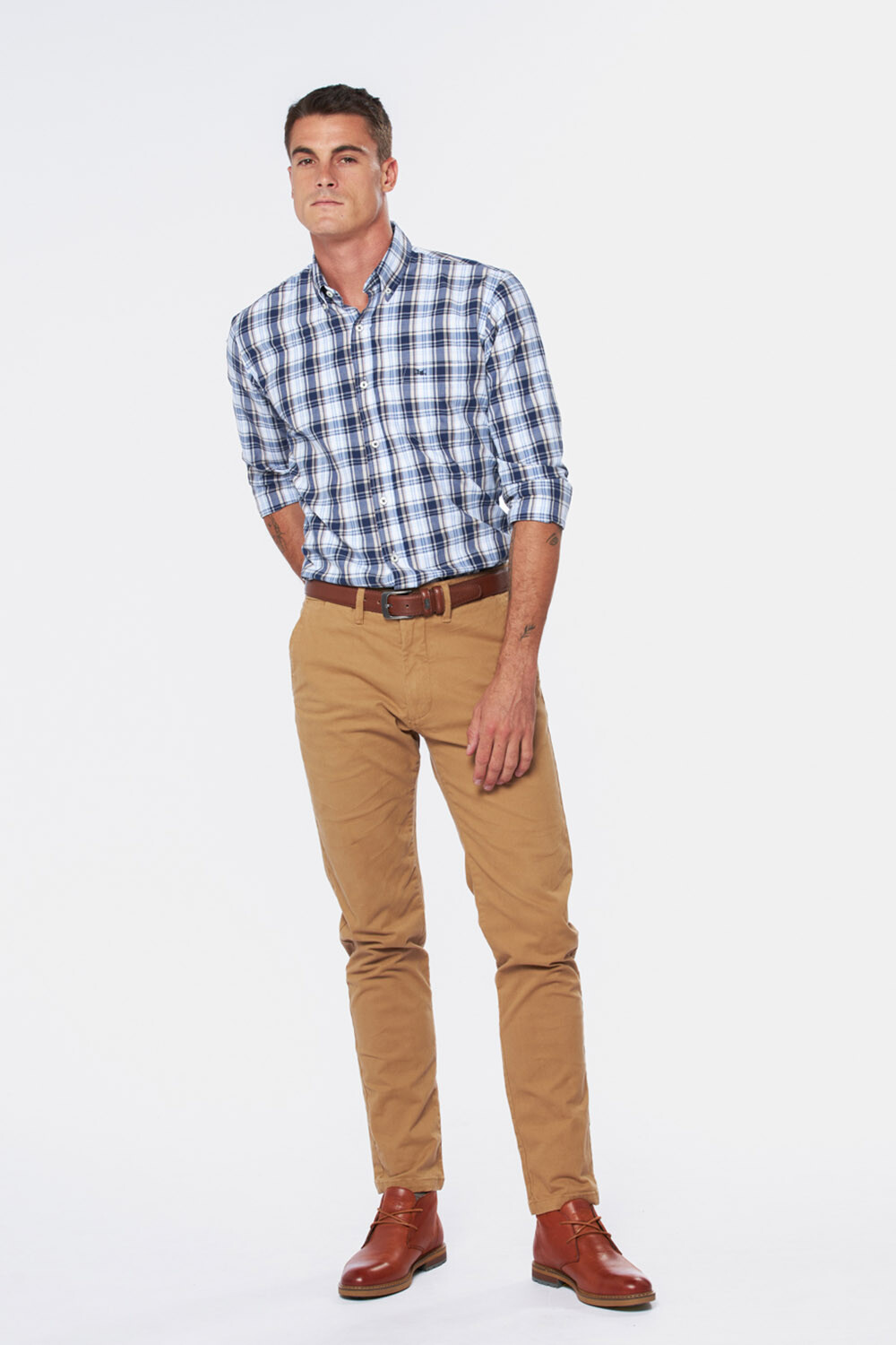 PANTALÓN SKINNY CON SPANDEX Mostaza