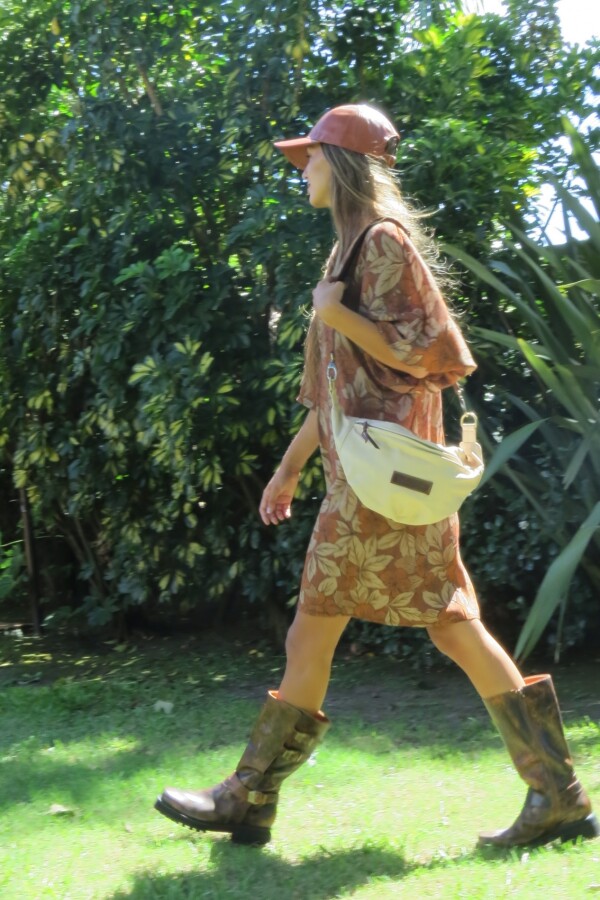 Leather Fanny Pack Avellana