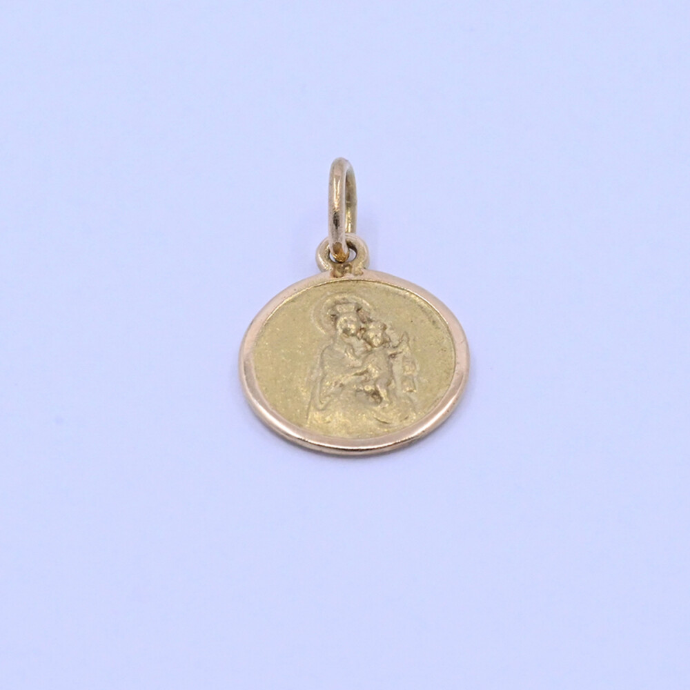 Medalla oro 18k escapulario. Medalla oro 18k escapulario.
