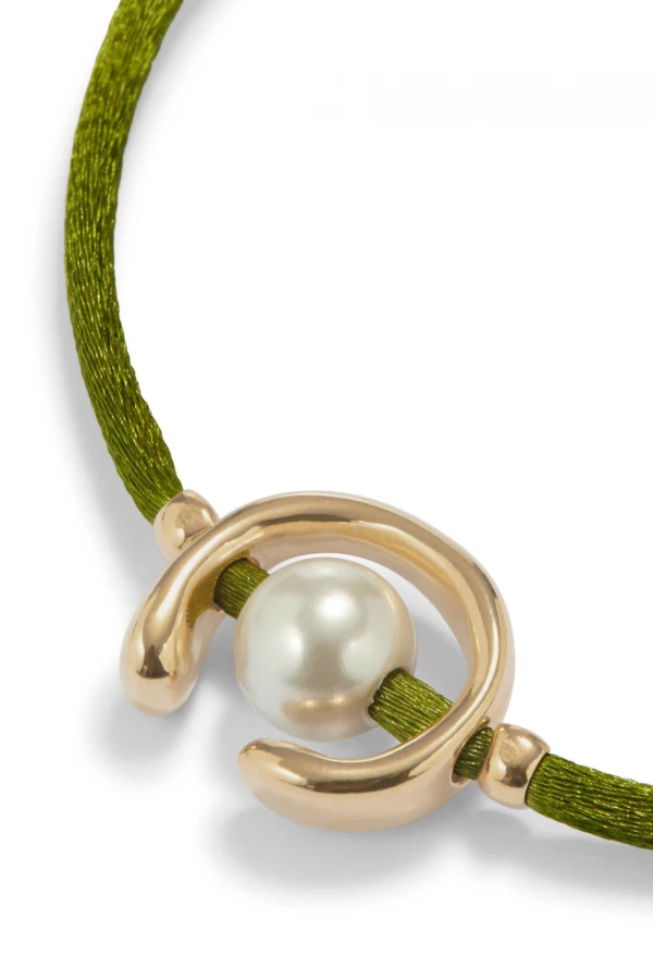 PULSERA DE HILO VERDE OSCURO CON PERLA SHELL FORNITURA BAÑADA EN ORO 18K. Pulsera