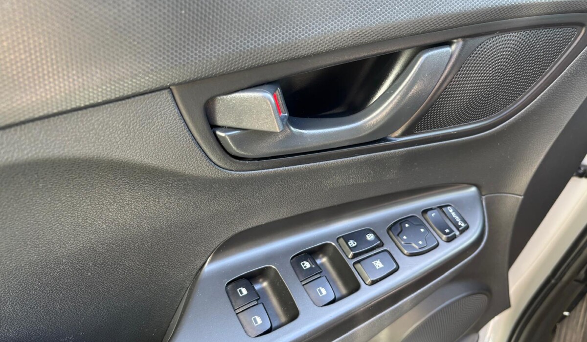 Hyundai Kona Safe - 2023 Hyundai Kona Safe - 2023