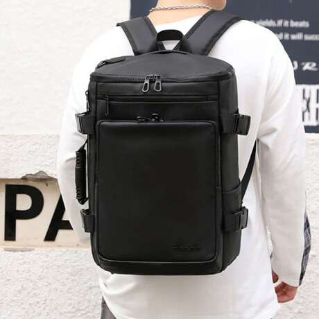 Mochila bolso con bolsillos de viaje Negro