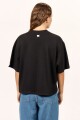 REMERA VACATION BOXY TEE J-negro