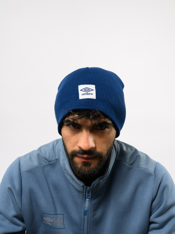 Gorro Brave Umbro Hombre 001