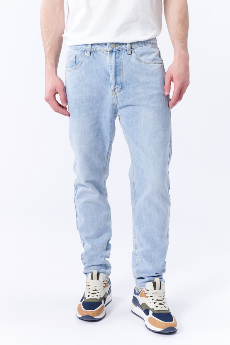 Pantalón jean slim Azul Claro