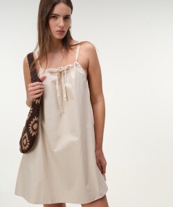 Vestido Corto Popelina Arena