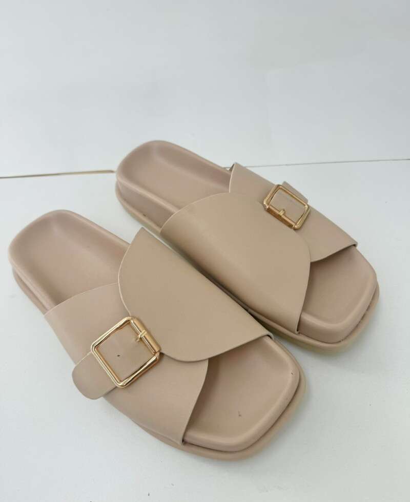 Sandalia Hebilla beige