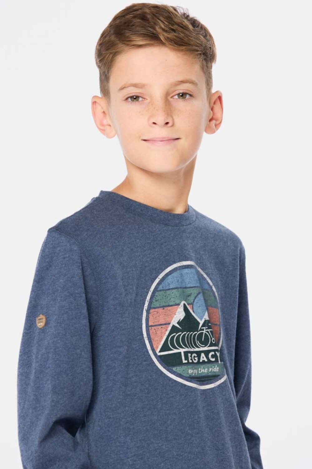 REMERA ESTAMPADA Azul
