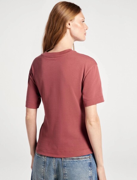 BLUSA CON DETALLE DE LAZO BORDEAUX