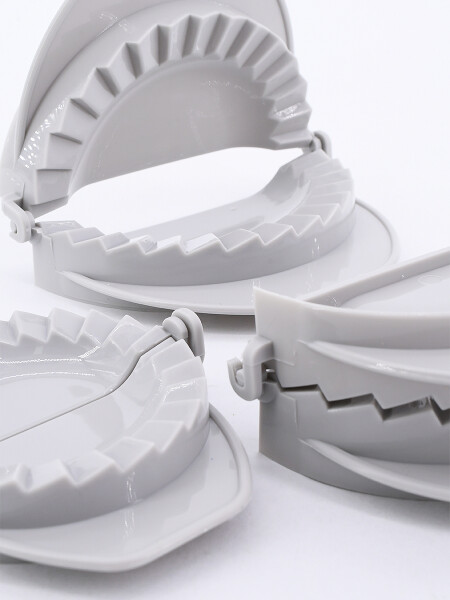 MOLDE EMPANADAS GRIS