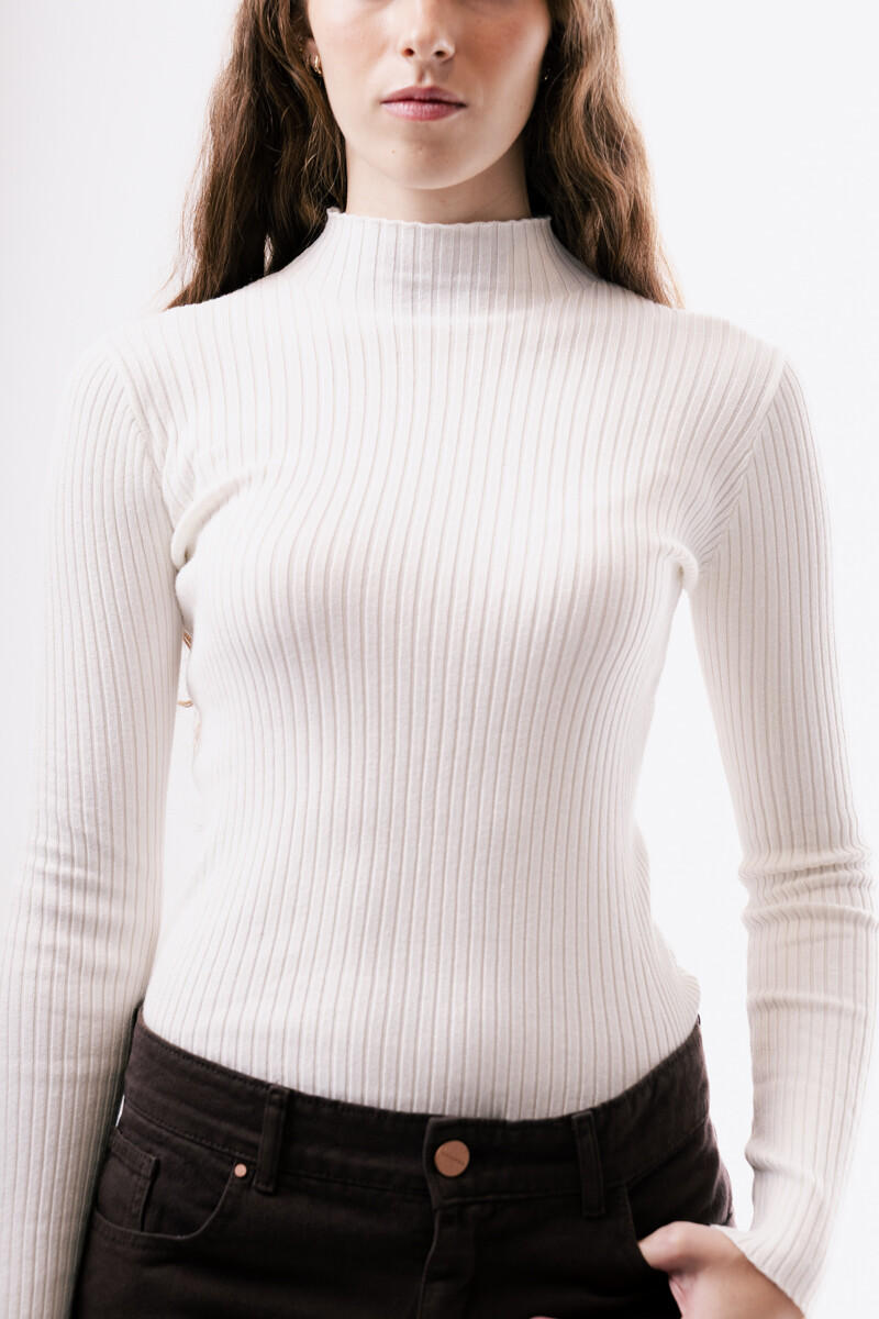 Luna Off White
