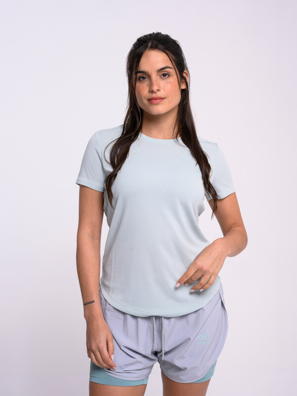 Remera Basic Holes Umbro Mujer 00v