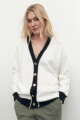 Cardigan con cinta decorativa crudo