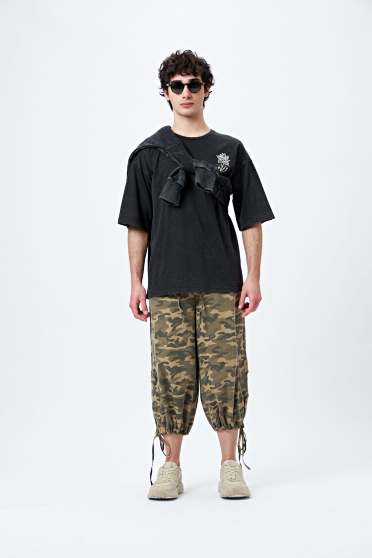 BERMUDA SKATER PRINT Verde Militar