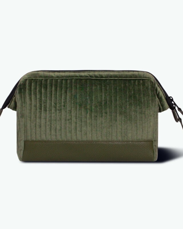 Cabaia Neceser Travel Kit - Avenue Mcgill College Cabaia Neceser Travel Kit - Avenue Mcgill College