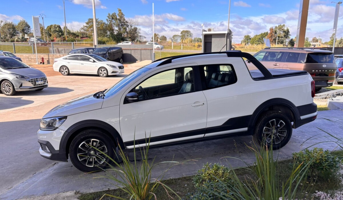 VW Saveiro Cross - 2020 VW Saveiro Cross - 2020