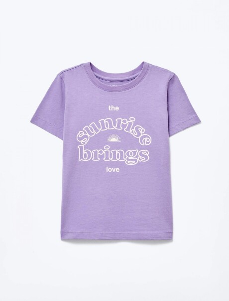 CAMISETA BÁSICA INFANTIL CON ESTAMPA LILA