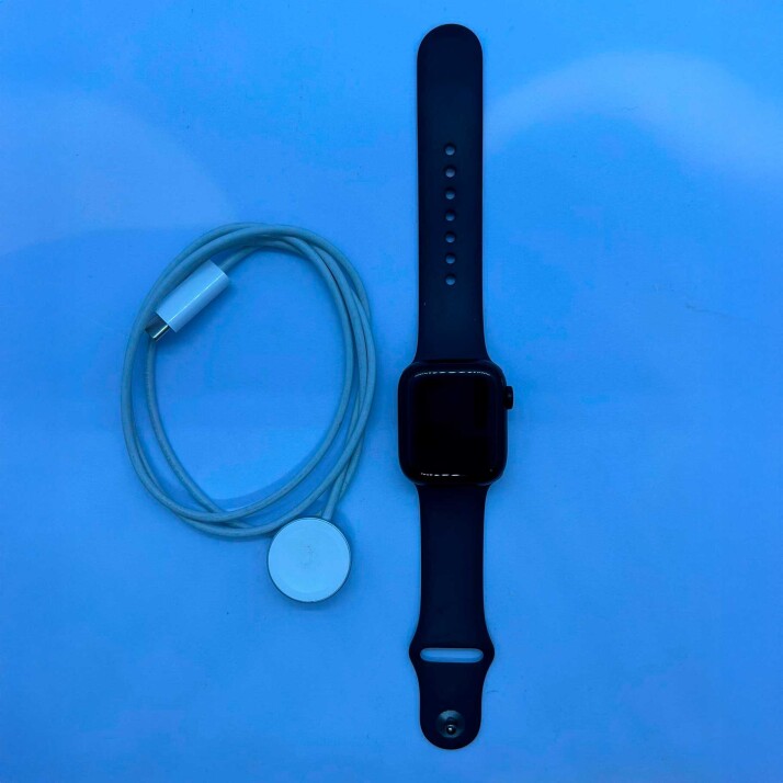 Apple Watch Series 8 Apple Watch Series 8