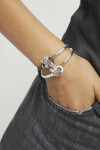 PULSERA DE CUERO MARRÓN SEMIRÍGIDA BAÑADA EN PLATA DE LEY CON MARIPOSA Pulsera