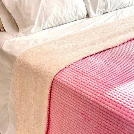 Frazada Soft Reversible C/Corderito 100% Poliéster 200x230cm Frazada Soft Reversible C/Corderito 100% Poliéster 200x230cm