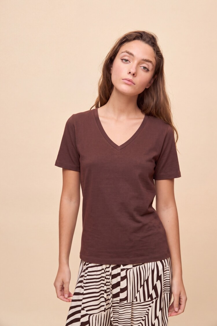 REMERA LOVEBUG Chocolate