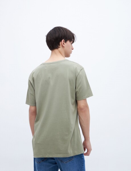 Remera Boris Oliva