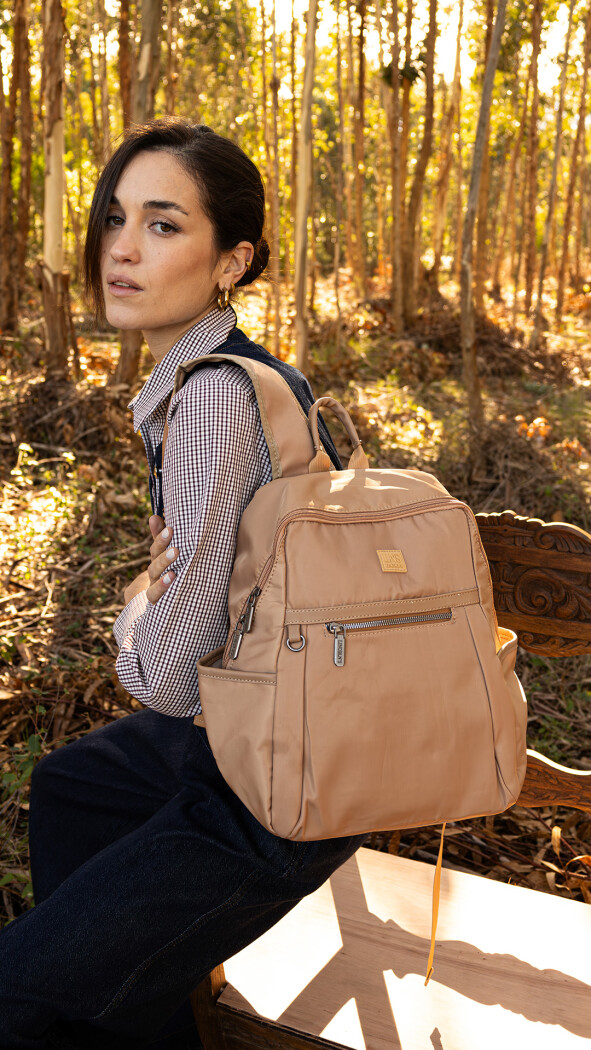 MOCHILA ZURICH AVELLANA