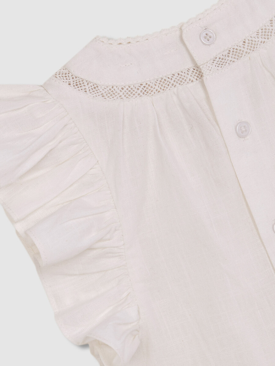 Blusa Con Volantes Blanco