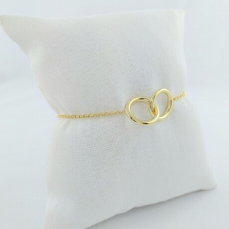 Pulsera de plata 925 con Baño en oro amarillo y detalle central. Pulsera de plata 925 con Baño en oro amarillo y detalle central.