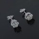 Caravanas en oro 18k blanco y brillantes. Caravanas en oro 18k blanco y brillantes.
