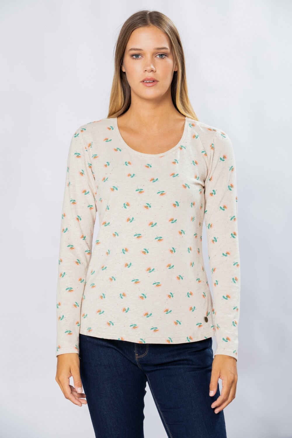 REMERA ESTAMPADA MANGA LARGA Arena
