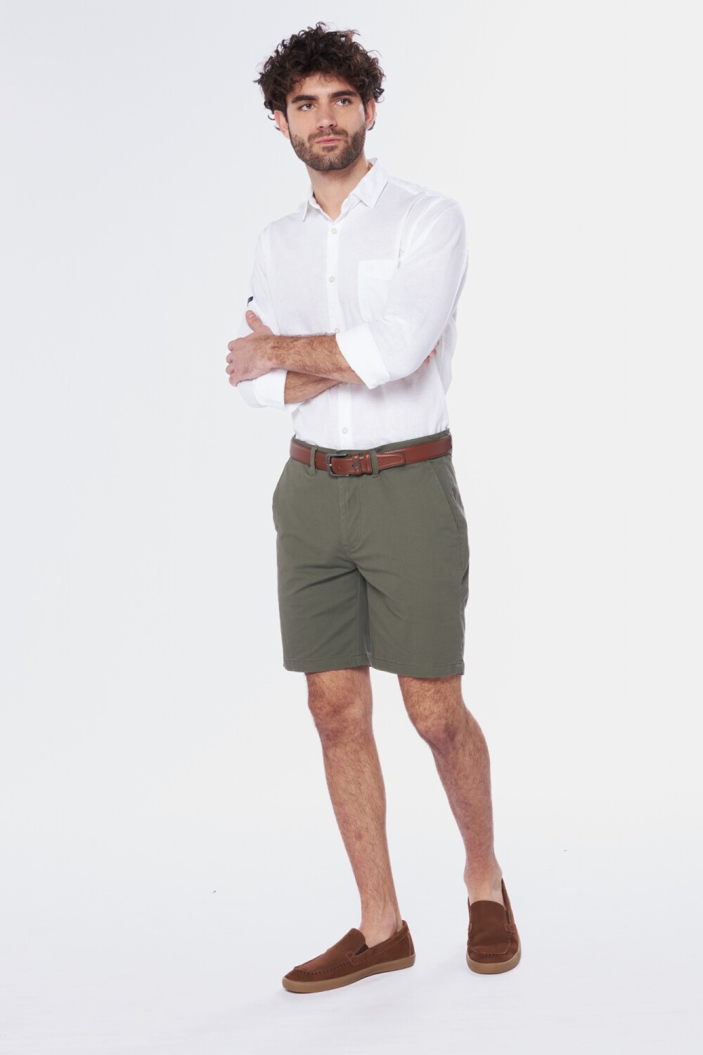 BERMUDA CLÁSICA CON SPANDEX Verde