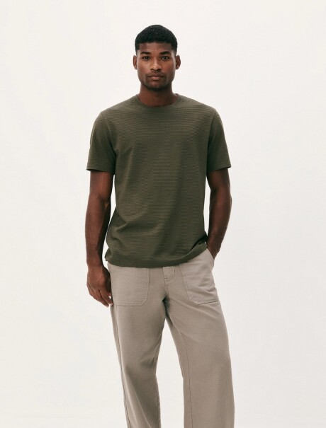 CAMISETA MANGA CORTA TEXTURIZADA VERDE