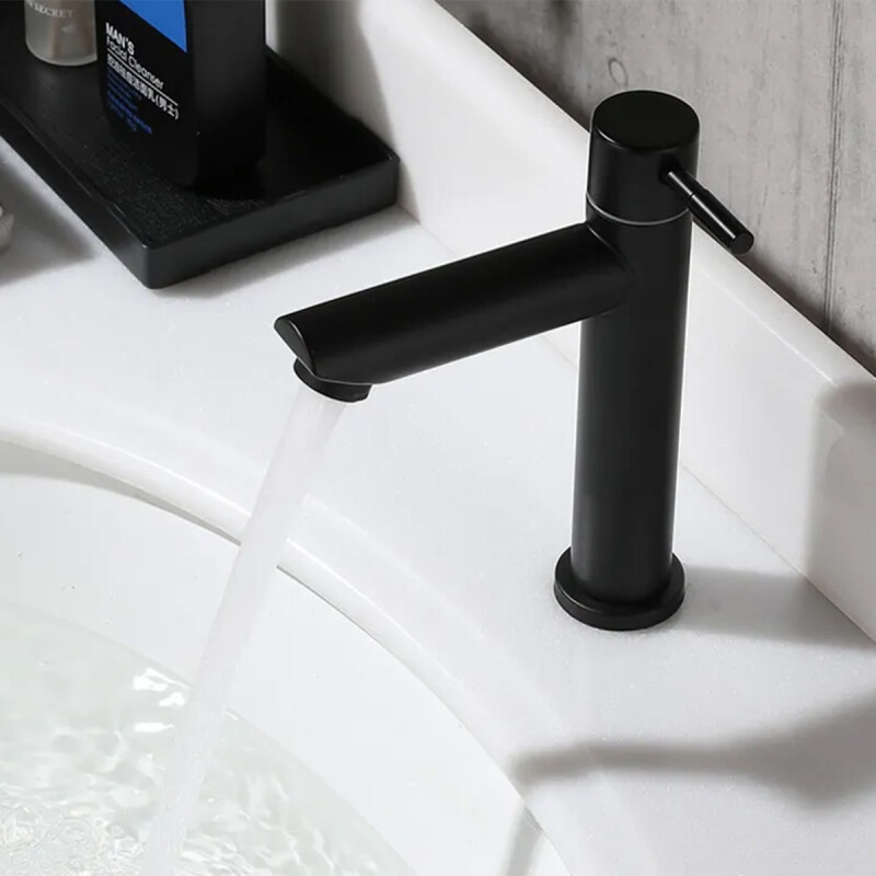 Canilla monocomando alta agua fría NEGRO