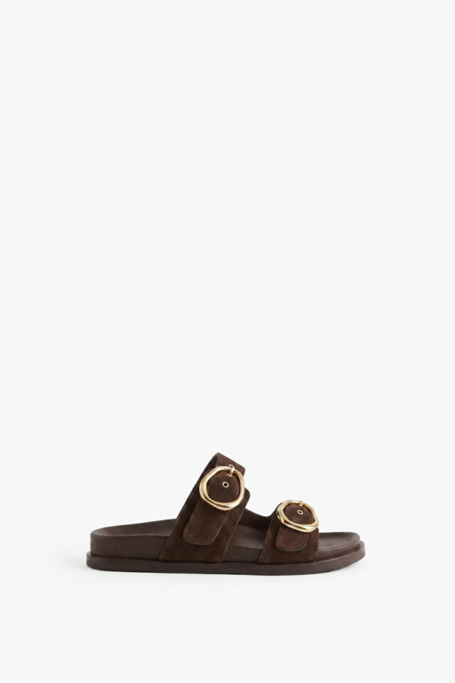 Sandalia con hebillas chocolate