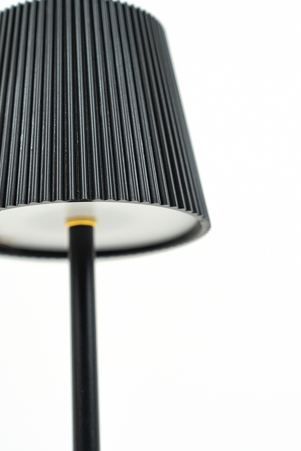 Lampara De Mesa Aurora Negro