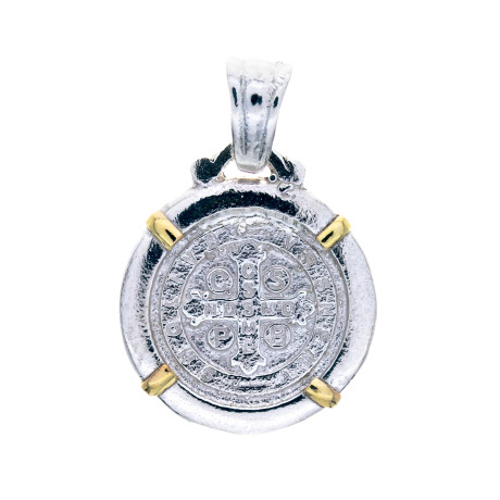 Medalla de plata 925 y double en oro 18 ktes, SAN BENITO. Medalla de plata 925 y double en oro 18 ktes, SAN BENITO.