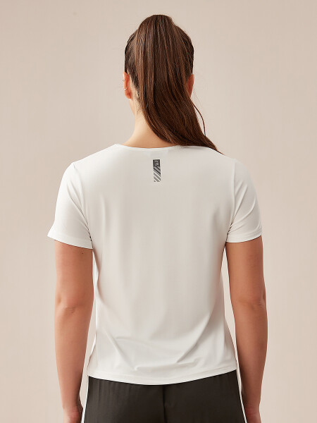 REMERA MOUTON OFF WHITE