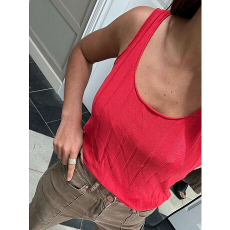 Musculosa Homi Red