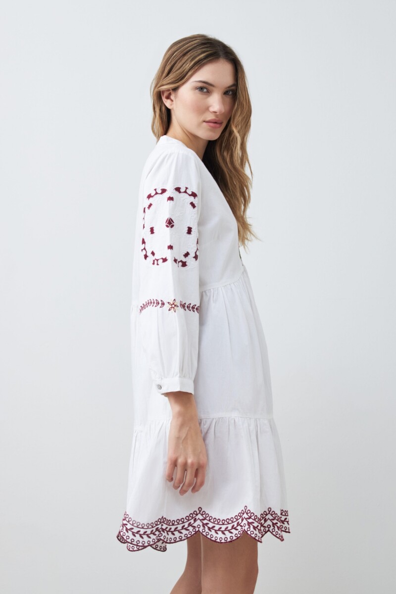 Vestido midi con bordados blanco