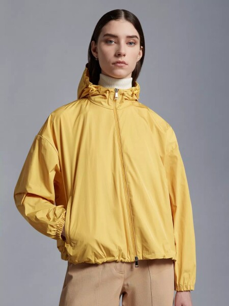 Moncler -Campera de nylon impermeable con capucha, tyx Amarillo