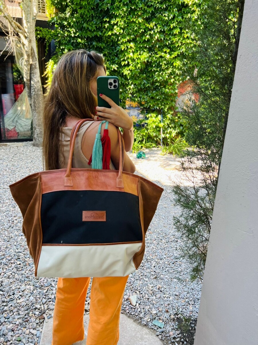 Colourful Weekender - Camel 