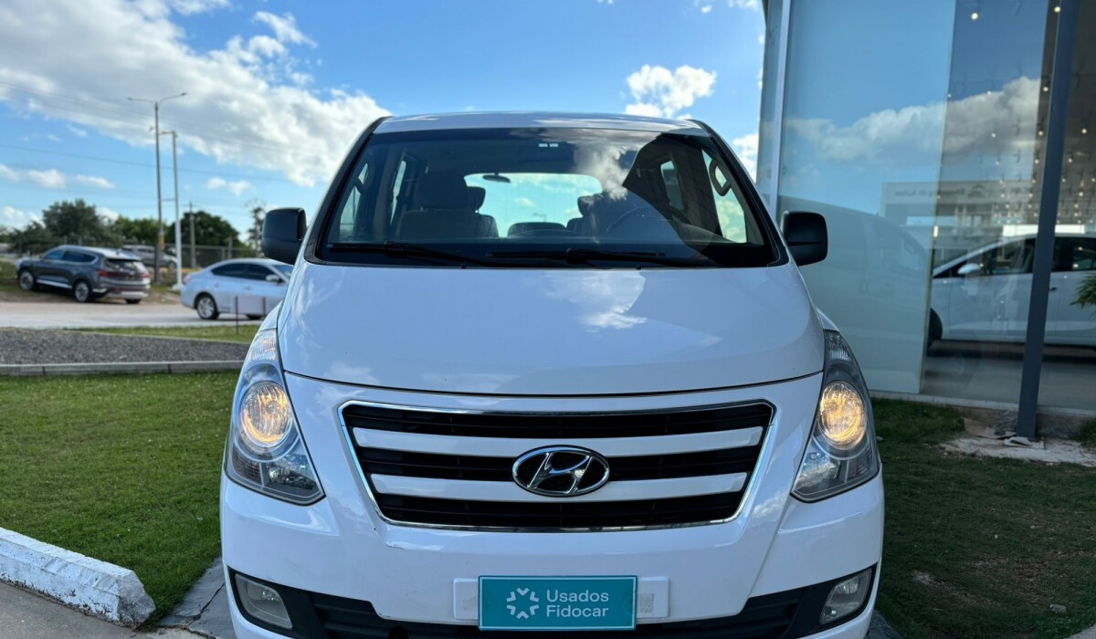 H1 12Plz Minibus Diesel - 2018 ( 9Plz COLOCADOS ) H1 12Plz Minibus Diesel - 2018 ( 9Plz COLOCADOS )