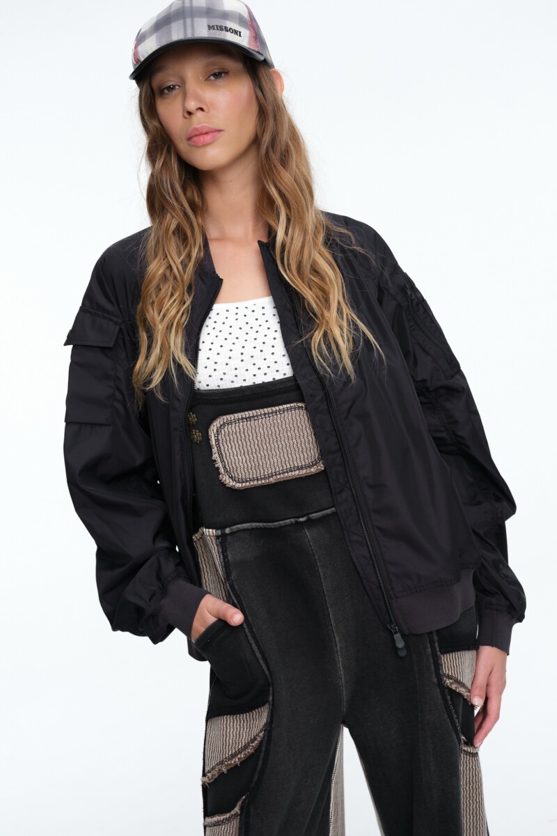 CAMPERA BOMBER LIL Negro